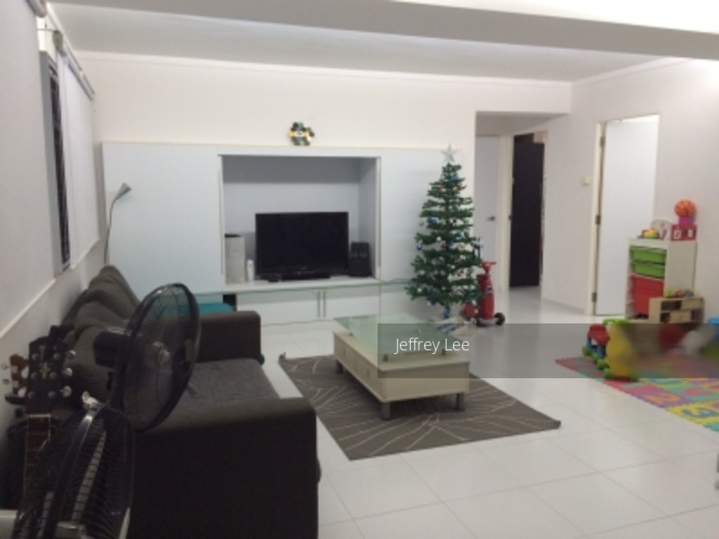 Blk 243 Simei Street 5 (Tampines), HDB 5 Rooms #183137792